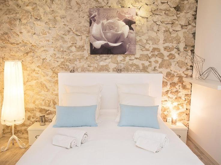 Domaine La Parpaille Hotel Cucuron Room photo